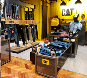 Estanterias tiendas de Marca