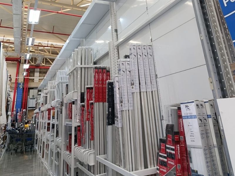 Mobiliario para grandes ferreterías y cadenas